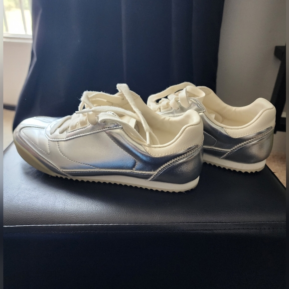 ZARA Metallic Running Sneakers - Picture 8 of 9
